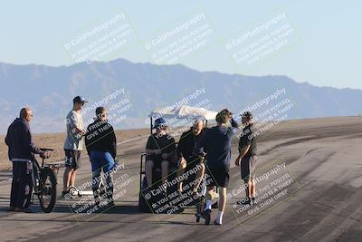 media/Oct-30-2025-Racers Edge (Thu) [[dabbdaf680]]/1-Around the Pits- Track Walk/